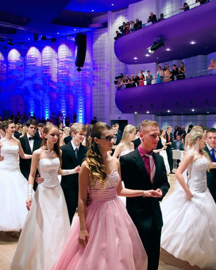 Saty Do Tanecnich 003