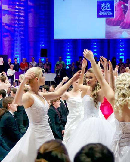 Saty Do Tanecnich 005